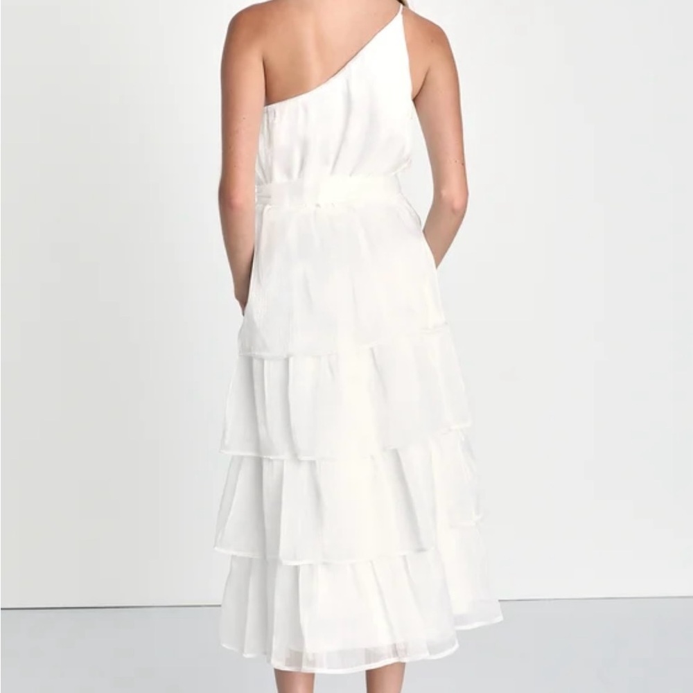 Lulu's White Dress - Picture 6 of 6